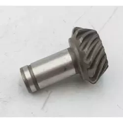 #83 Wrzeciono z wałkiem napędowym do kosy spalinowej GARDEN DEDRA DED8714