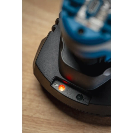 Ładowarka 12V DEDRA MAUS DED7302, prąd ładowania 2,4A, moc 50W 