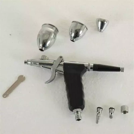 Aerograf modelarski, pistoletowy DEDRA DED7478 maks. ciśnienie 3,5 bar, dysza 0,3mm i 0,5mm, zbiornik 2ml, 5ml, 13ml