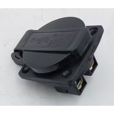 #L08 Gniazdo do agregatu prądotwórczego DEDRA DEGB3600K