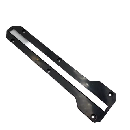 #99 Wkładka w stole do akumulatorowej piły ukosowej DED6904