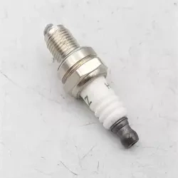 #S37 Świeca zapłonowa CMR6H do kosy spalinowej GARDEN DEDRA DED8716