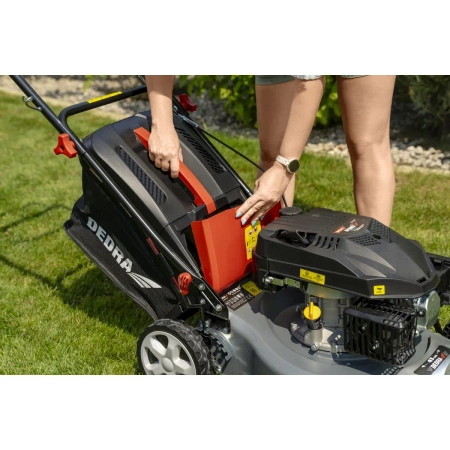 Kosiarka spalinowa z napędem, moc 2,7 kW, 139cc, szer. koszenia 43cm, GARDEN DEDRA DED8720-43C