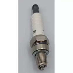 #S17 Świeca zapłonowa do agregatu prądotwórczego DEGA2000