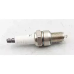#S31 Świeca F7RTC do kosiarki spalinowej GARDEN DEDRA DED8723-53C