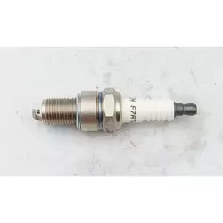 #S31 Świeca zapłonowa do kosiarki spalinowej DEDRA DED8722-51C